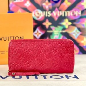 AUTHENTIC Louis Vuitton Zippy Wallet